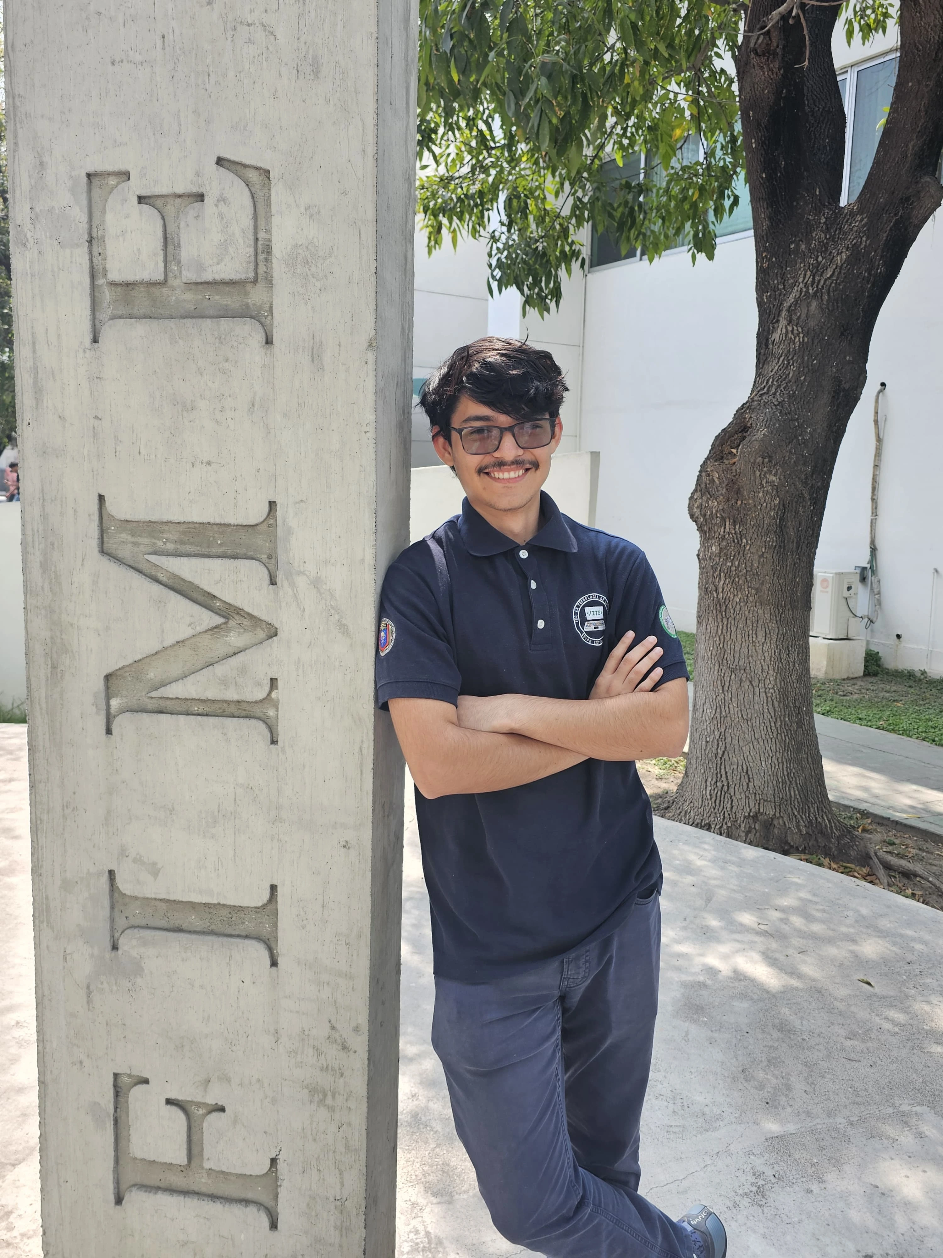 Hero Small